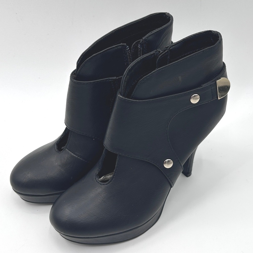 Unlisted by Kenneth Cole File Type Black Platform High Heel Ankle Booties size 6